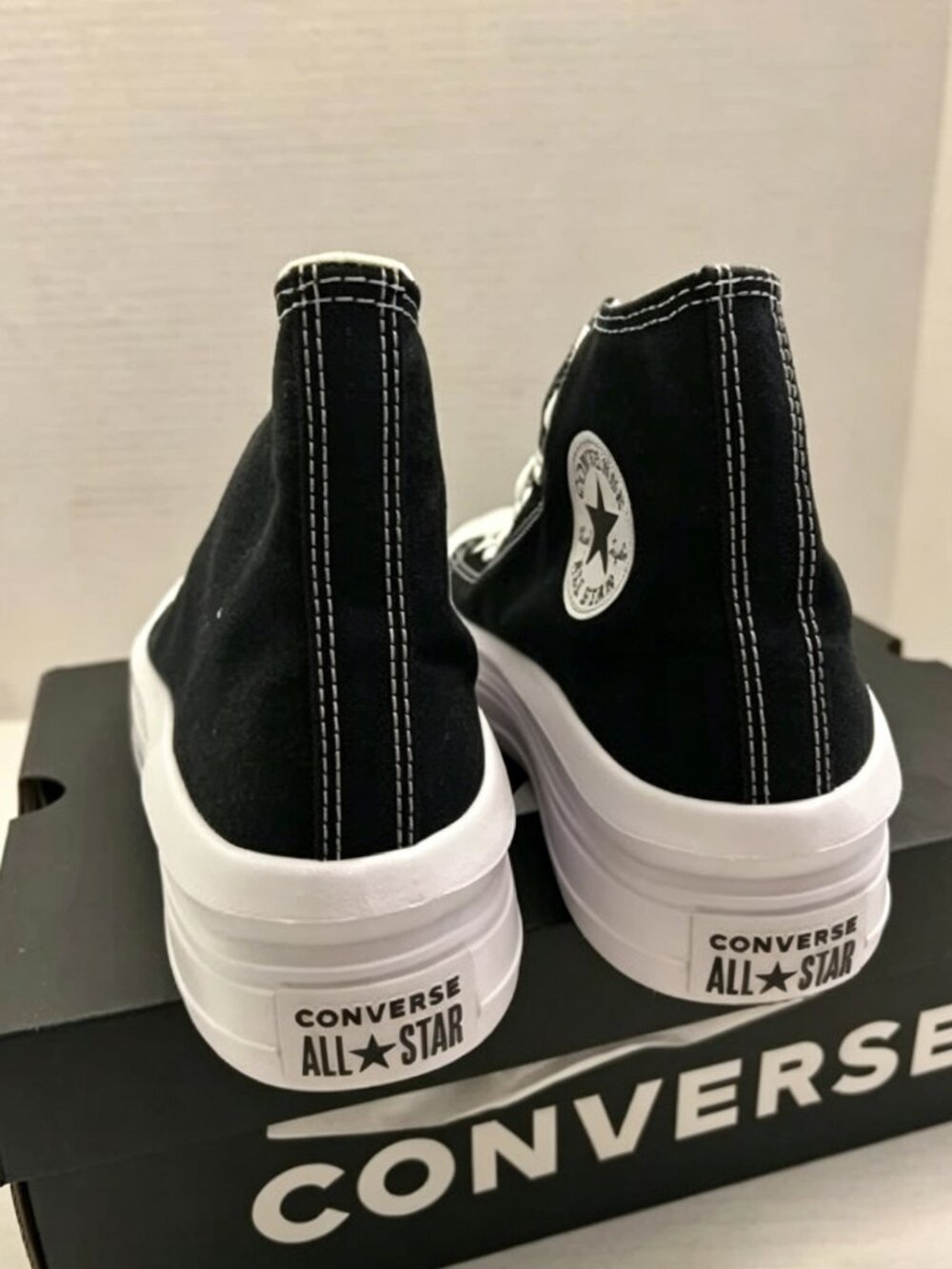 Size 9.5 Women’s- Converse Chuck Taylor All Star Move High Black White W (6LZ) - Picture 2 of 4